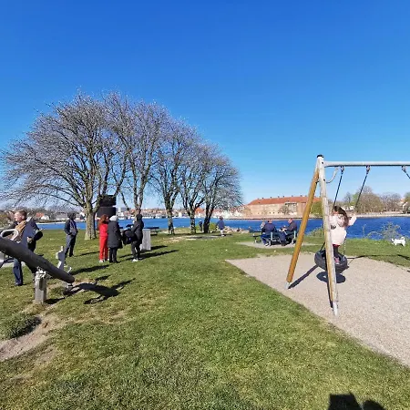 Ditlevs アパートホテル Sønderborg